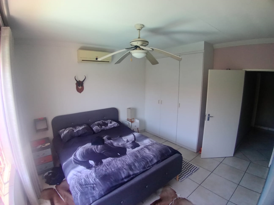 To Let 4 Bedroom Property for Rent in Geelhoutpark North West